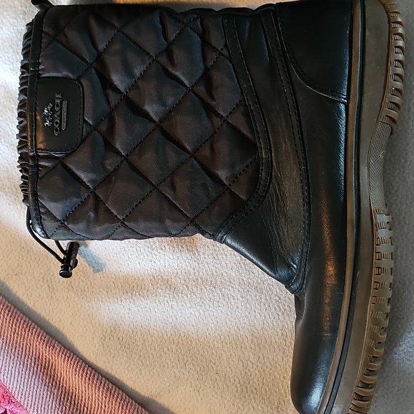 STUNNING Coach SAMARA  Black Quilted Boots - Picture 9 of 13